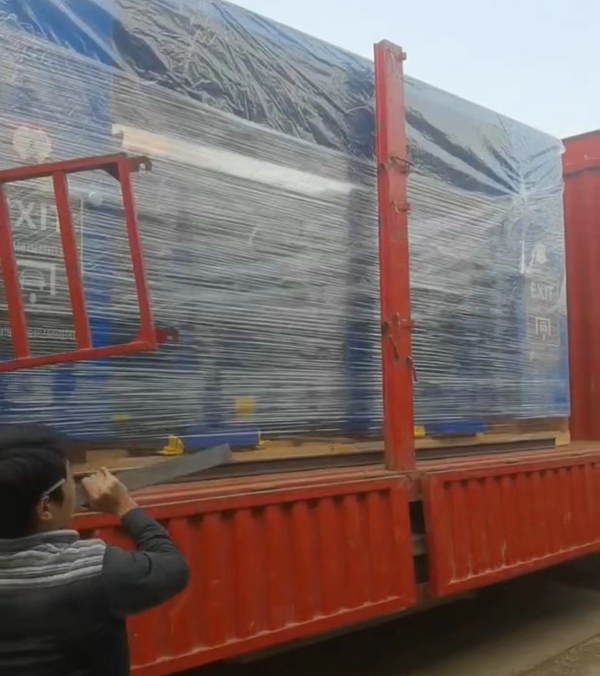发义乌装柜...浙江铁士电脑洗车设备为中东也门人民服务