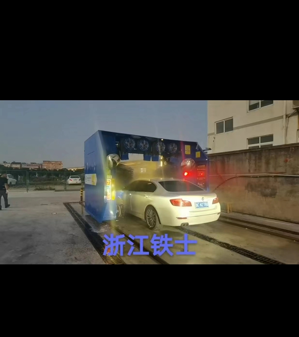 中国-温州龙湾Guo际机场充电区，无人值守设备调试中 (2)